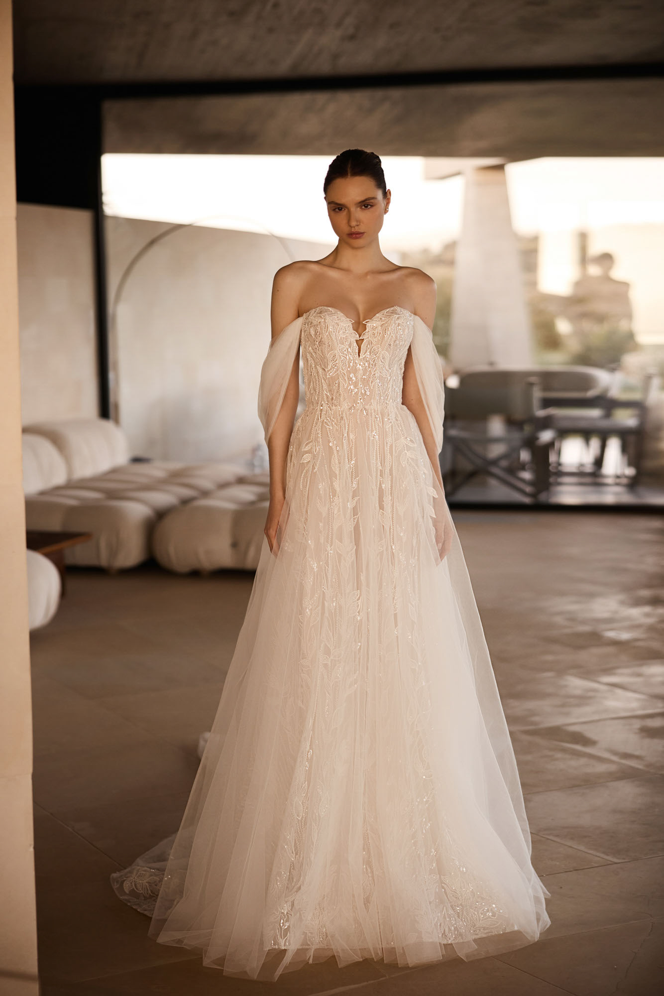 Fawn – Brautkleid off shoulder Glitzer und Spitze in A-linie