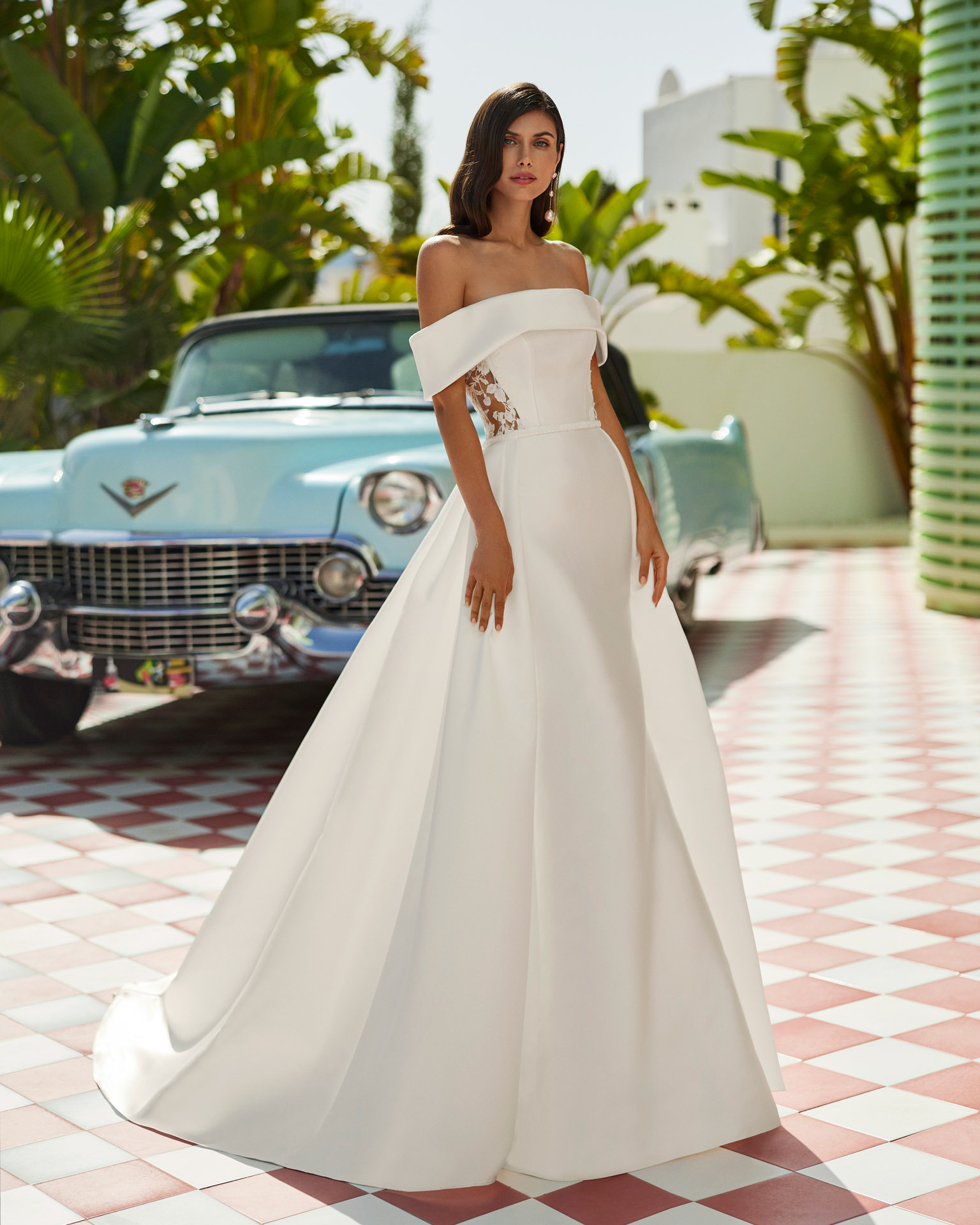 Jossie – Clean Off-Shoulder Meerjungfrau Brautkleid mit floraler Spitze
